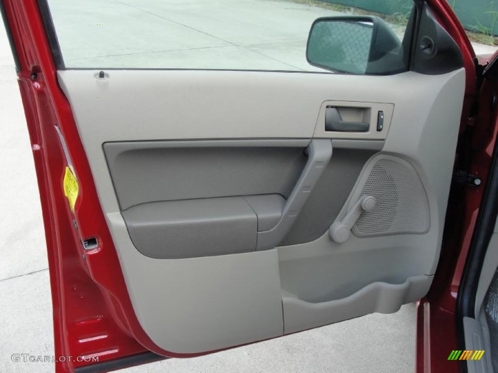 2011 Ford Focus S Sedan Medium Stone Door Panel Photo #38753308