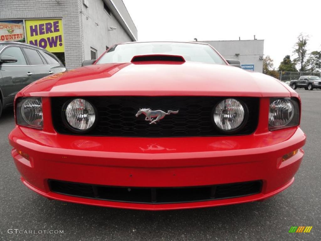 2007 Mustang GT Premium Convertible - Torch Red / Medium Parchment photo #2