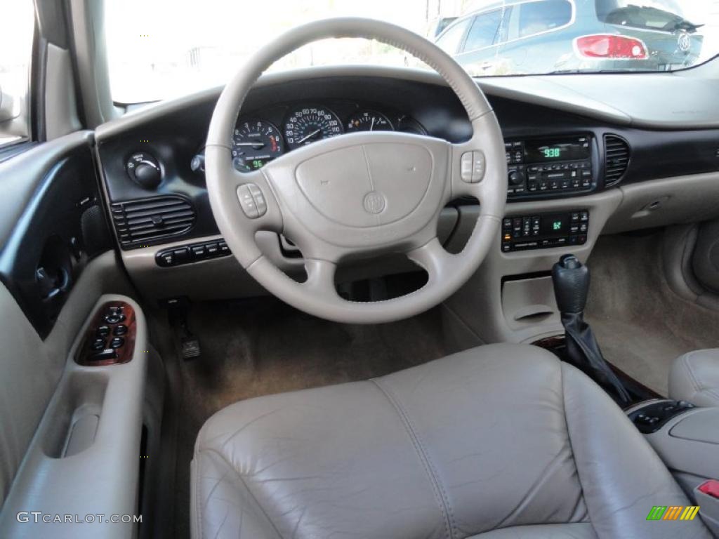 2000 Buick Regal LS Taupe Dashboard Photo #38756160