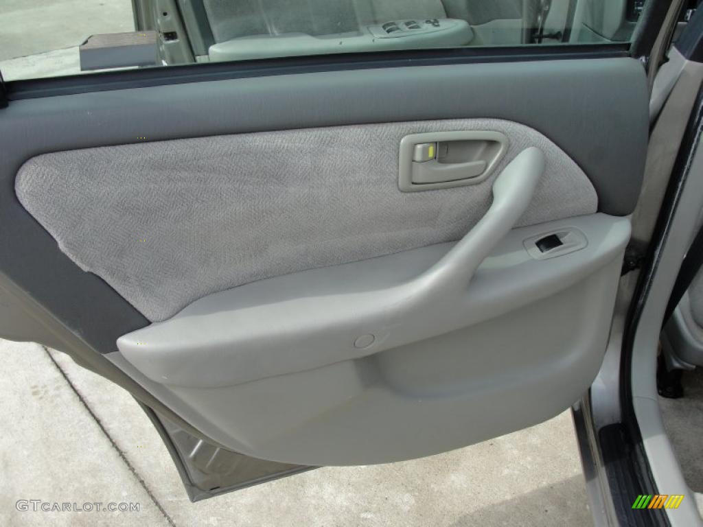 2001 Camry LE - Antique Sage Pearl / Gray photo #28