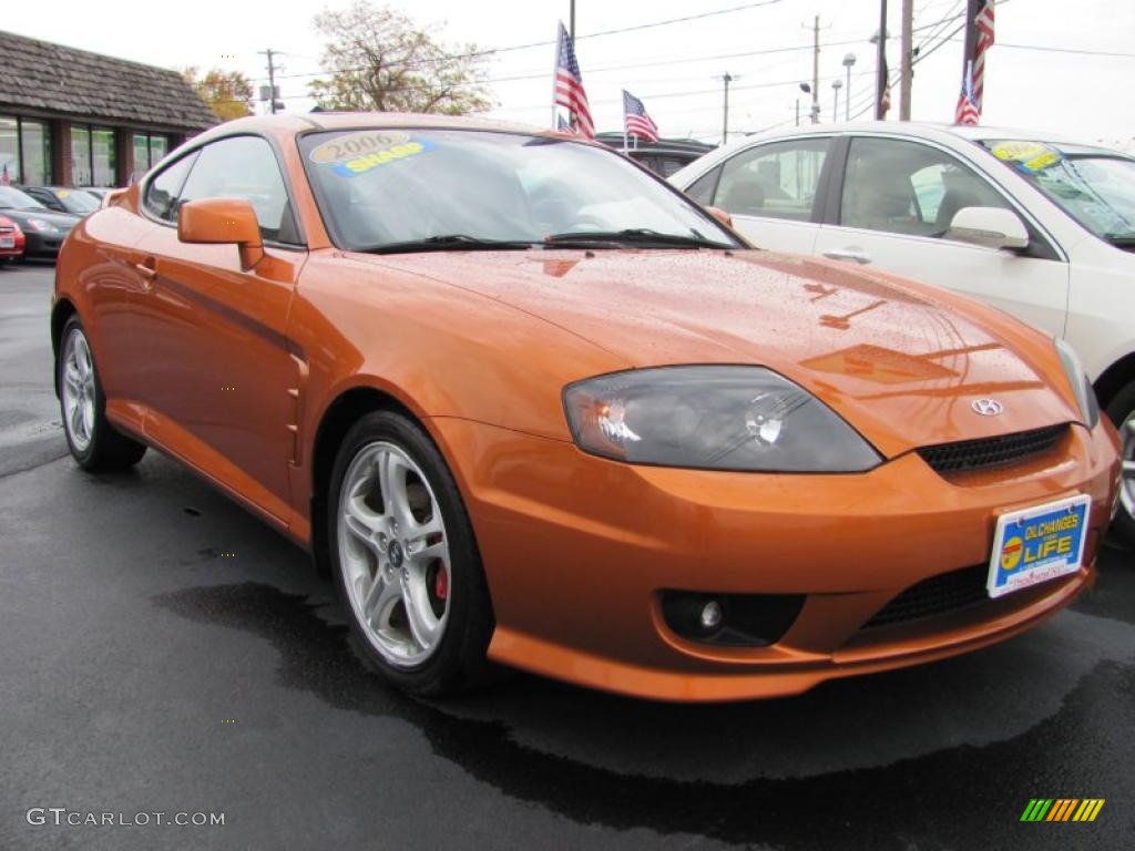 2006 Tiburon SE - Orange Crush / Black photo #15