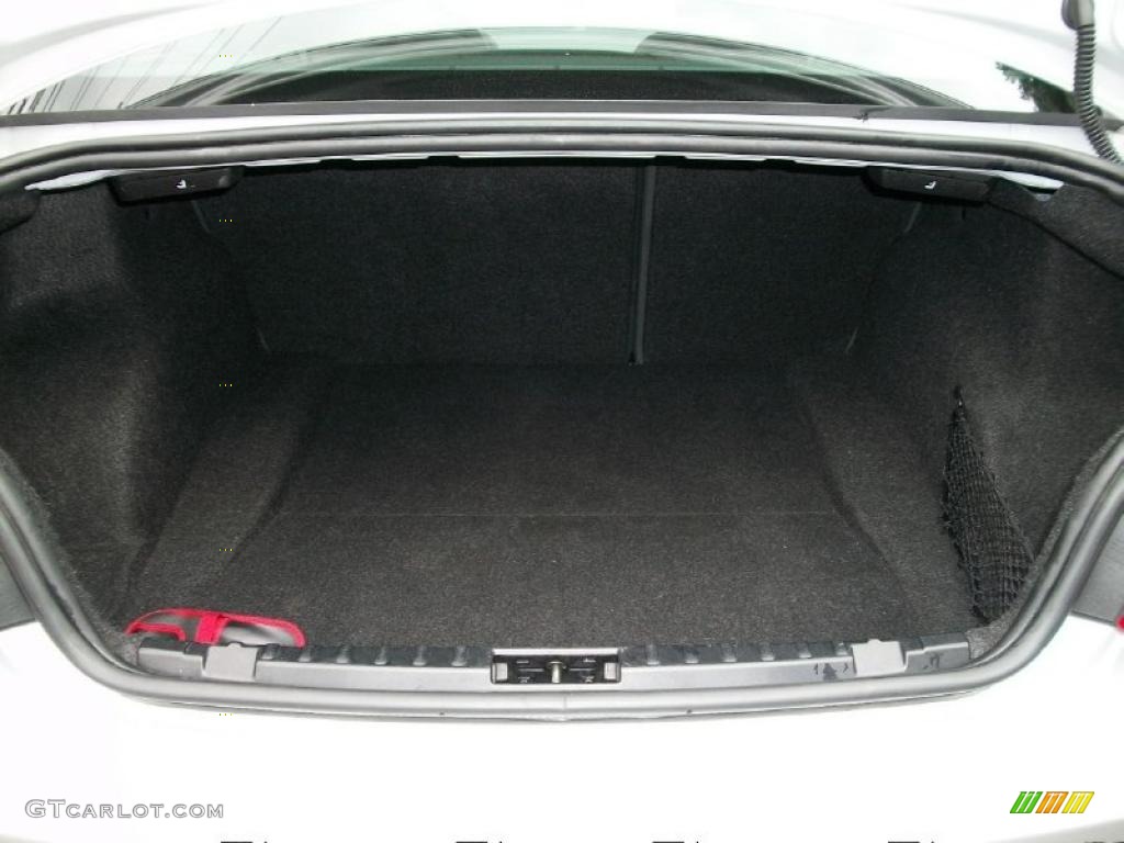 2008 BMW 1 Series 135i Coupe Trunk Photo #38759424