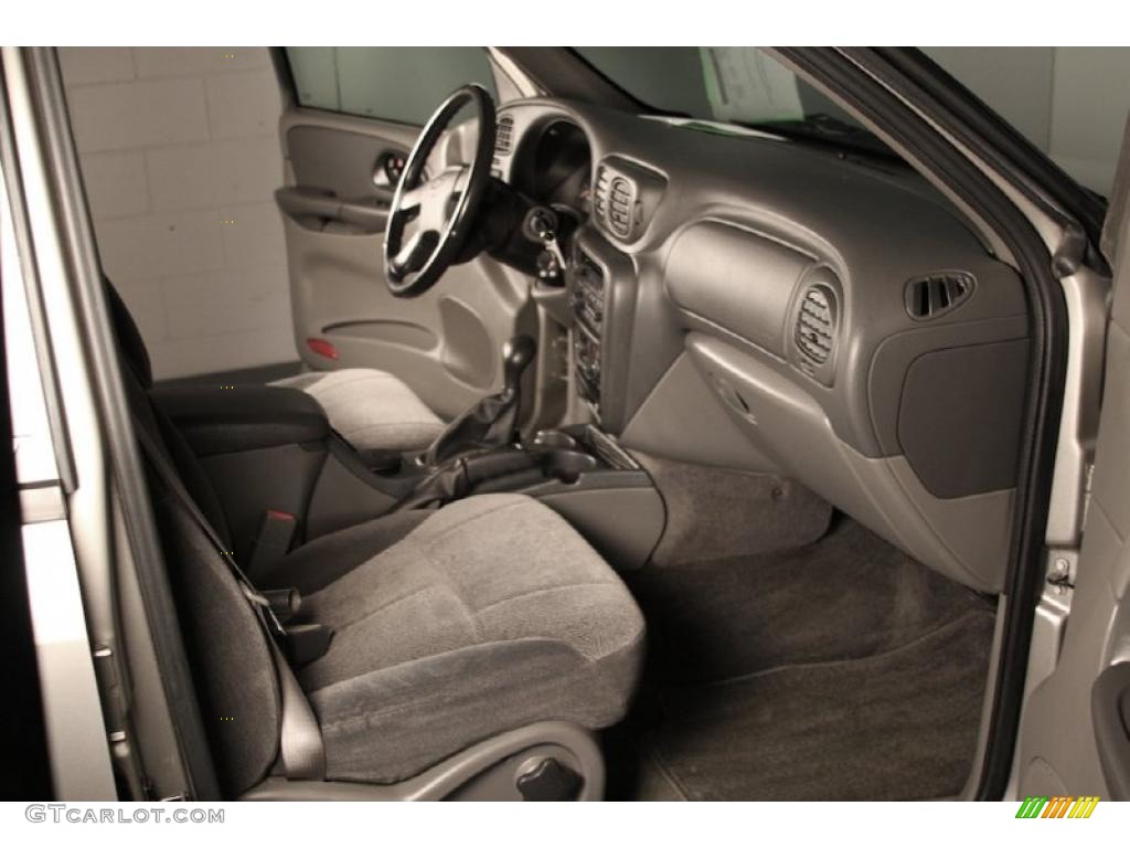 Dark Pewter Interior 2002 Chevrolet TrailBlazer EXT LT 4x4 Photo #38761156