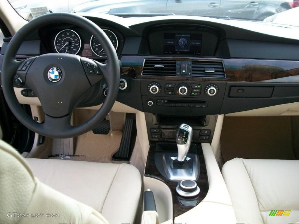 2008 BMW 5 Series 535xi Sedan Cream Beige Dakota Leather Dashboard Photo #38762060