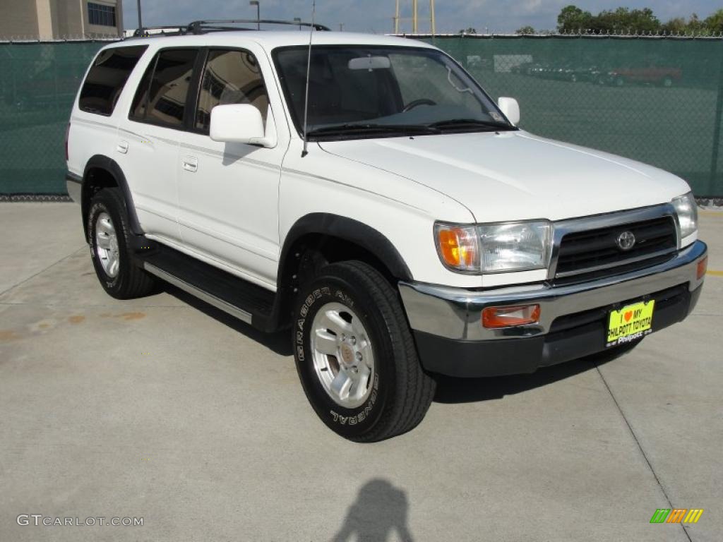 1998 4Runner SR5 - White / Gray photo #1