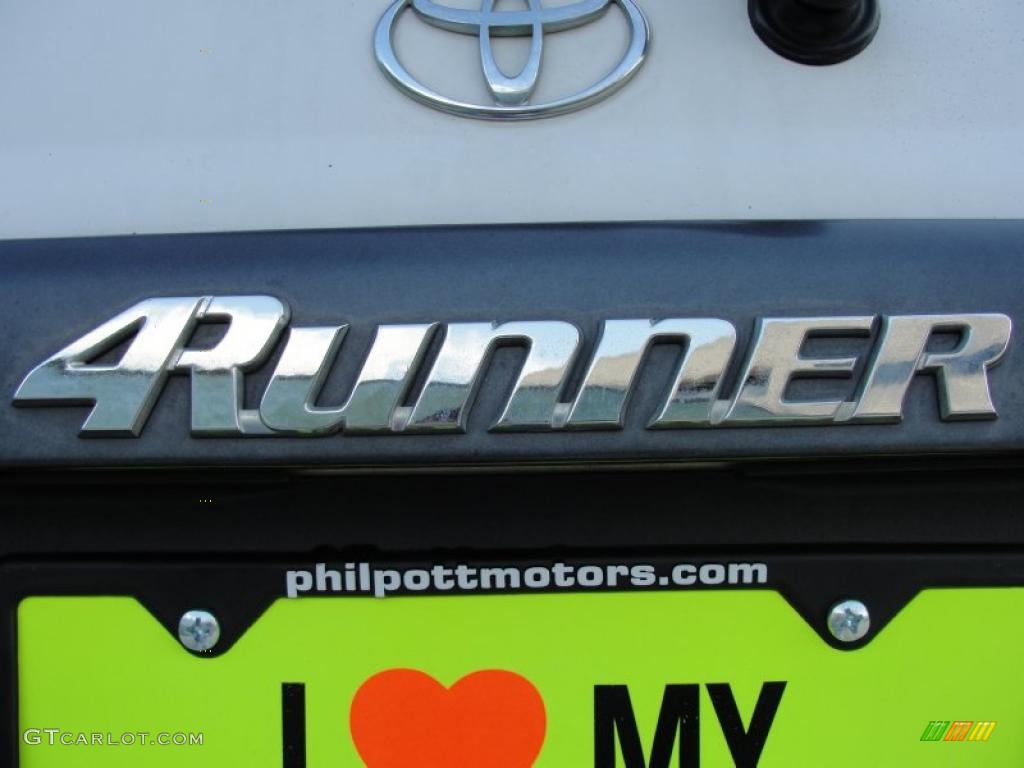 1998 4Runner SR5 - White / Gray photo #18