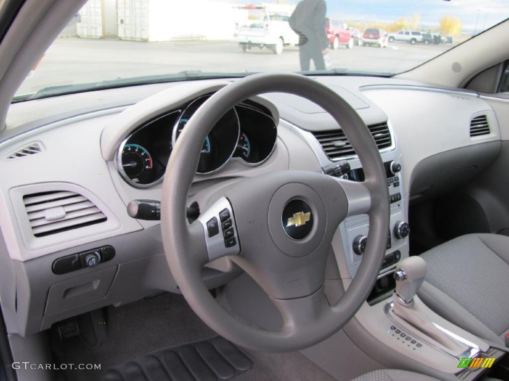 2009 Chevrolet Malibu LS Sedan Titanium Steering Wheel Photo #38763824