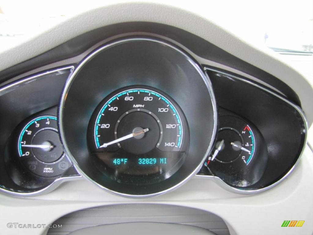 2009 Chevrolet Malibu LS Sedan Gauges Photo #38763852