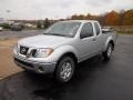 2011 Radiant Silver Metallic Nissan Frontier SV V6 King Cab 4x4  photo #3