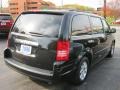 2008 Brilliant Black Crystal Pearlcoat Chrysler Town & Country Touring Signature Series  photo #2