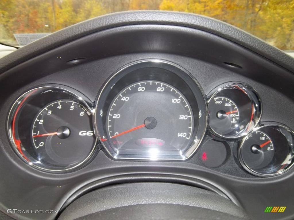 2005 G6 GT Sedan - Ivory White / Ebony photo #32