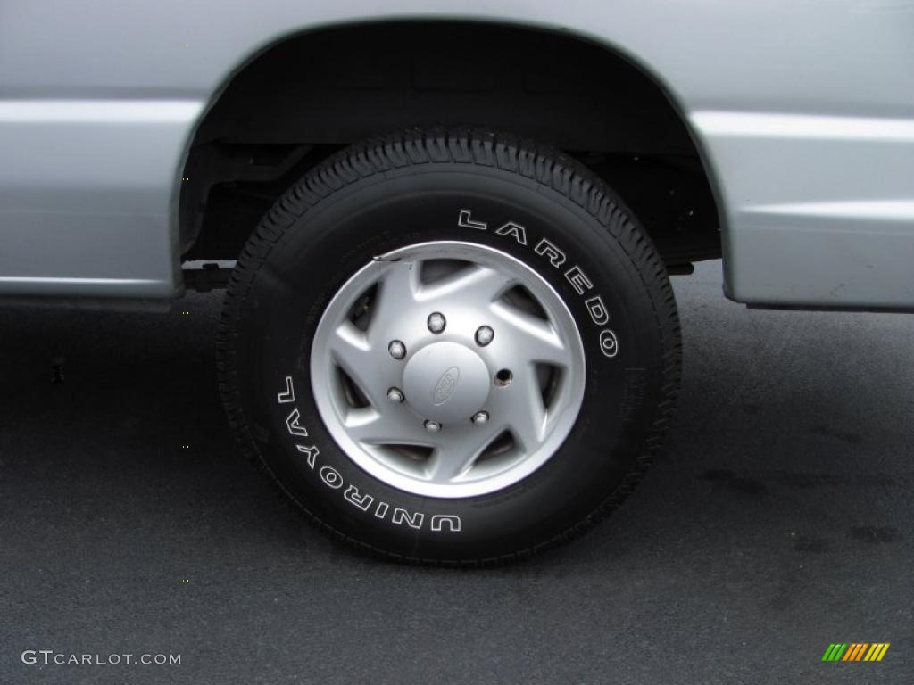 2006 Ford E Series Van E350 XLT 15 Passenger Wheel Photo #38771706