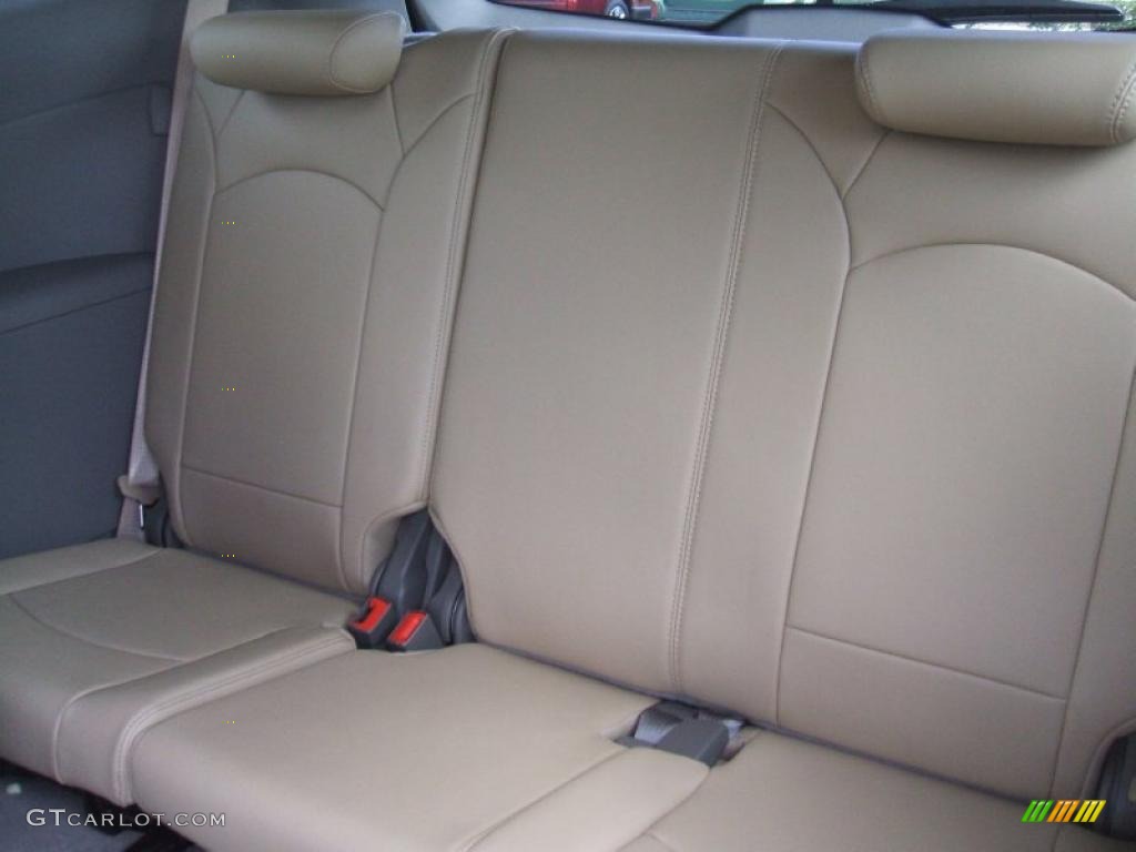 Cashmere/Dark Gray Interior 2011 Chevrolet Traverse LT Photo #38771750
