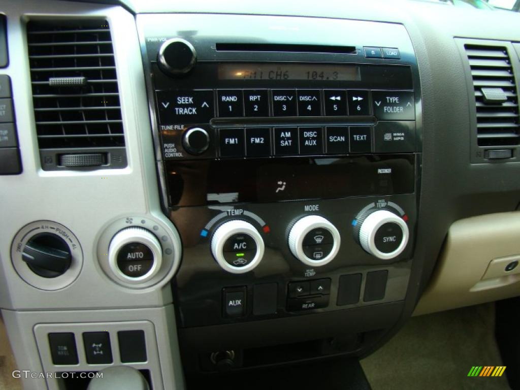 2008 Toyota Sequoia SR5 4WD Controls Photo #38772618