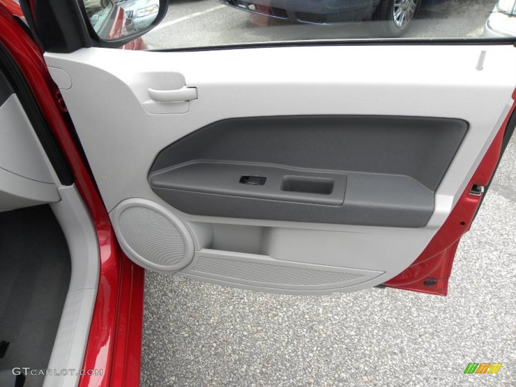 2007 Dodge Caliber SXT Pastel Slate Gray Door Panel Photo #38775587