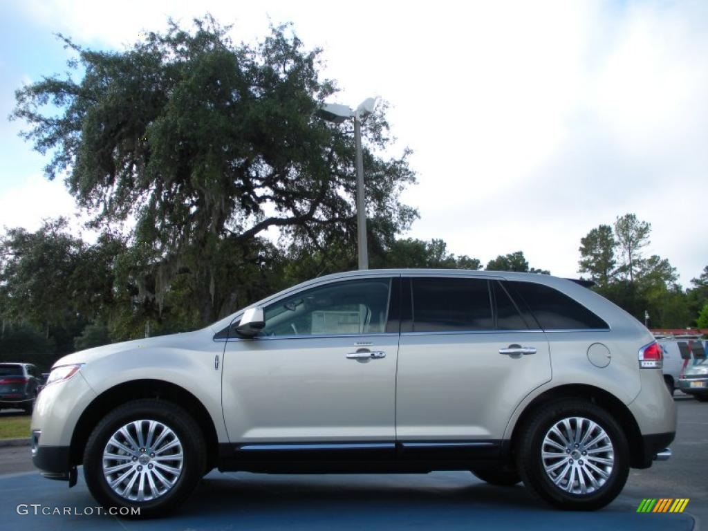 Gold Leaf Metallic 2011 Lincoln MKX FWD Exterior Photo #38776187