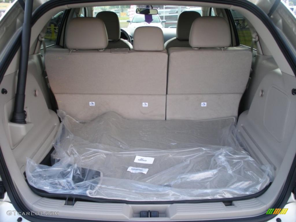 2011 Lincoln MKX FWD Trunk Photo #38776323