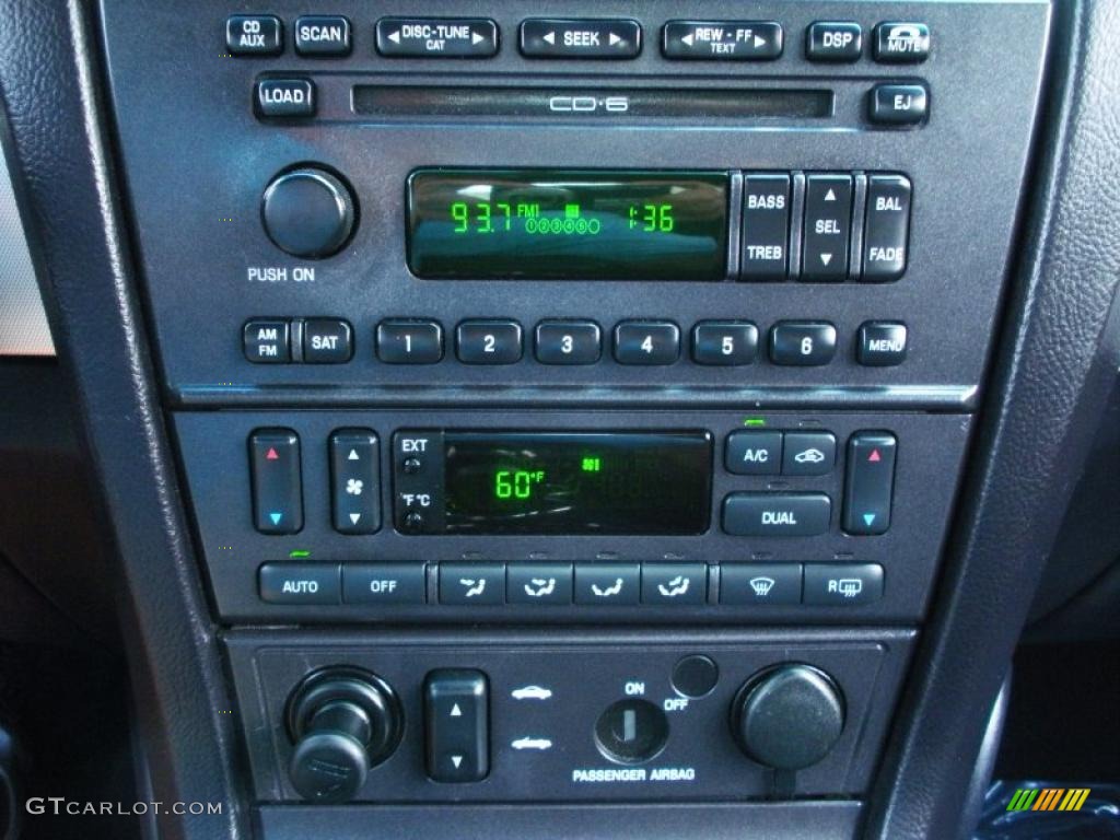 2005 Ford Thunderbird Premium Roadster Controls Photo #38777123