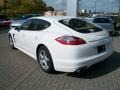 Carrara White - Panamera 4 Photo No. 7