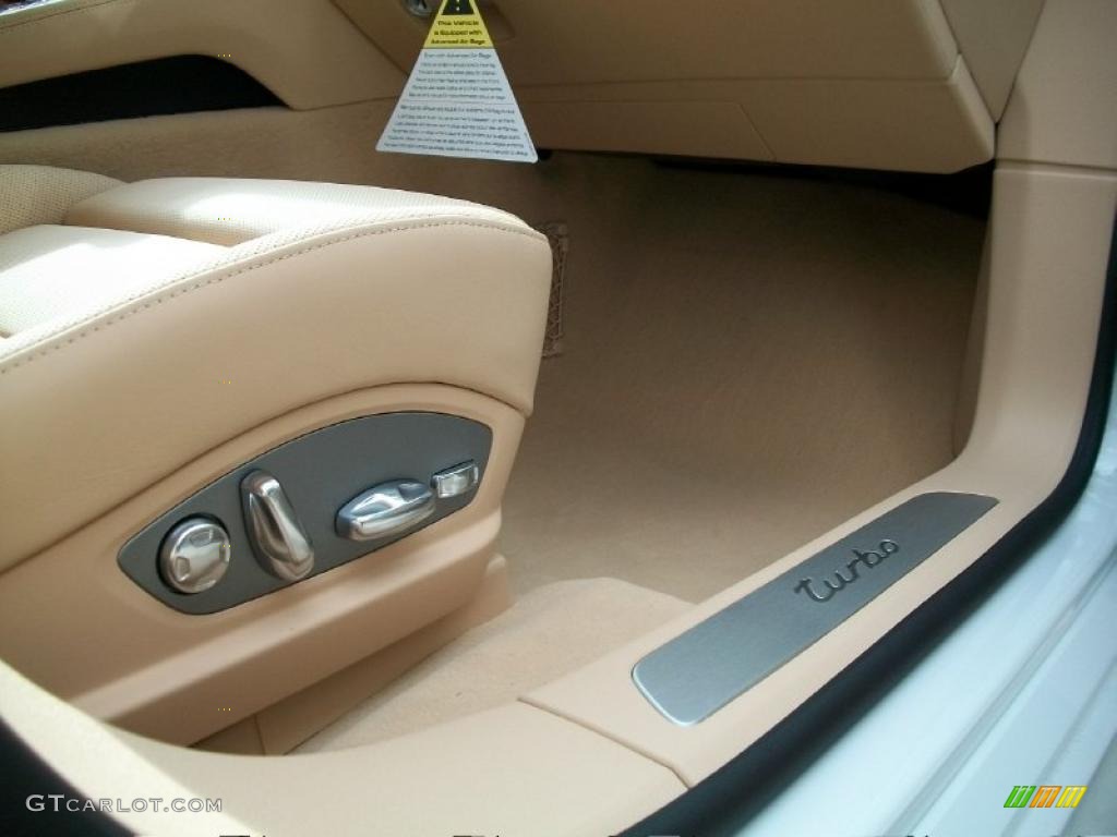 Luxor Beige Interior 2011 Porsche Panamera Turbo Photo #38778992
