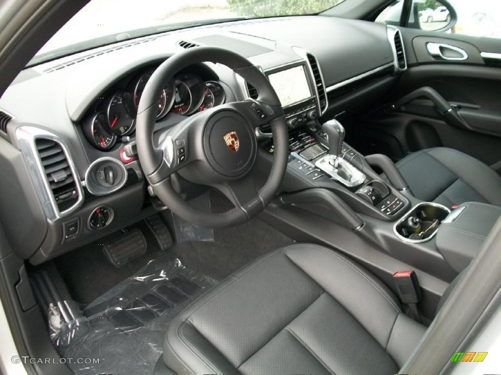 2011 Cayenne  - Classic Silver Metallic / Black photo #10