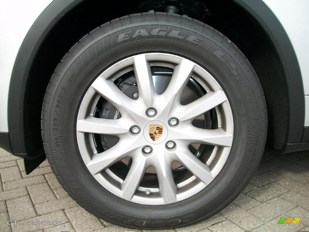 2011 Cayenne  - Classic Silver Metallic / Black photo #31