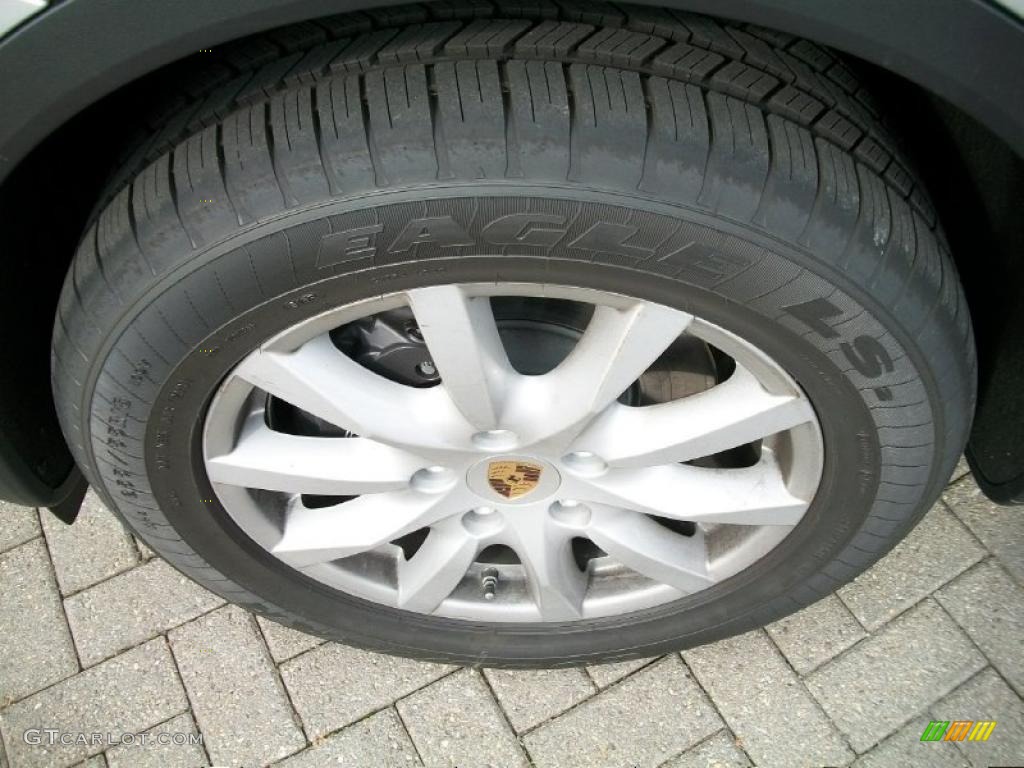 2011 Porsche Cayenne Standard Cayenne Model Wheel Photo #38779596