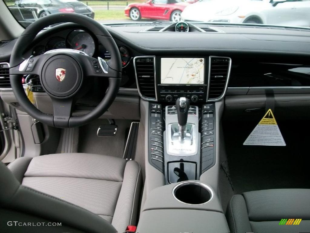 2011 Porsche Panamera 4S Platinum Grey Dashboard Photo #38779964