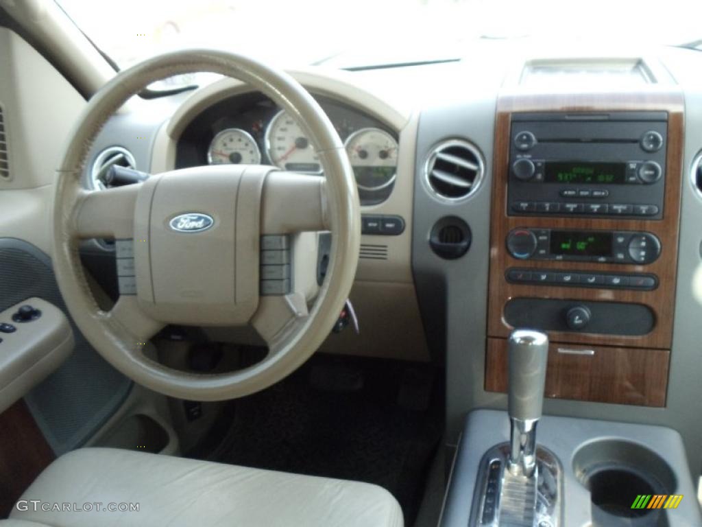 2004 F150 Lariat SuperCrew - Oxford White / Tan photo #14