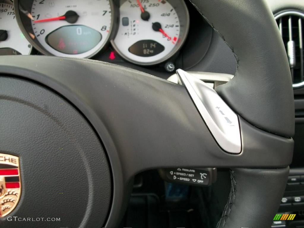 2011 Porsche Boxster S Controls Photo #38781020