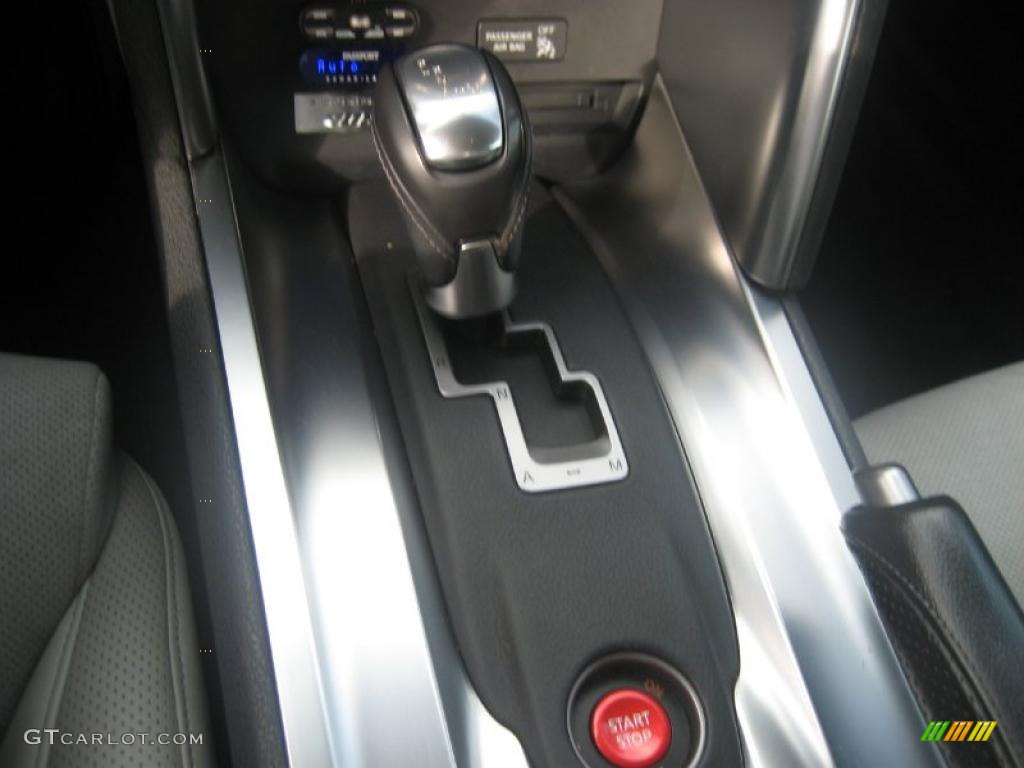 2009 Nissan GT-R Premium 6 Speed Dual-Clutch Paddle-Shift Transmission Photo #38781960