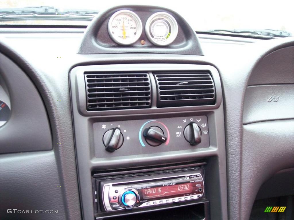 2001 Mustang GT Convertible - Black / Dark Charcoal photo #46