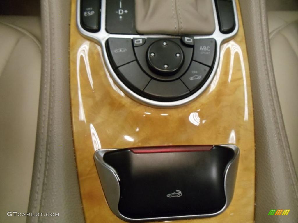 2005 Mercedes-Benz SL 500 Roadster Controls Photo #38782325