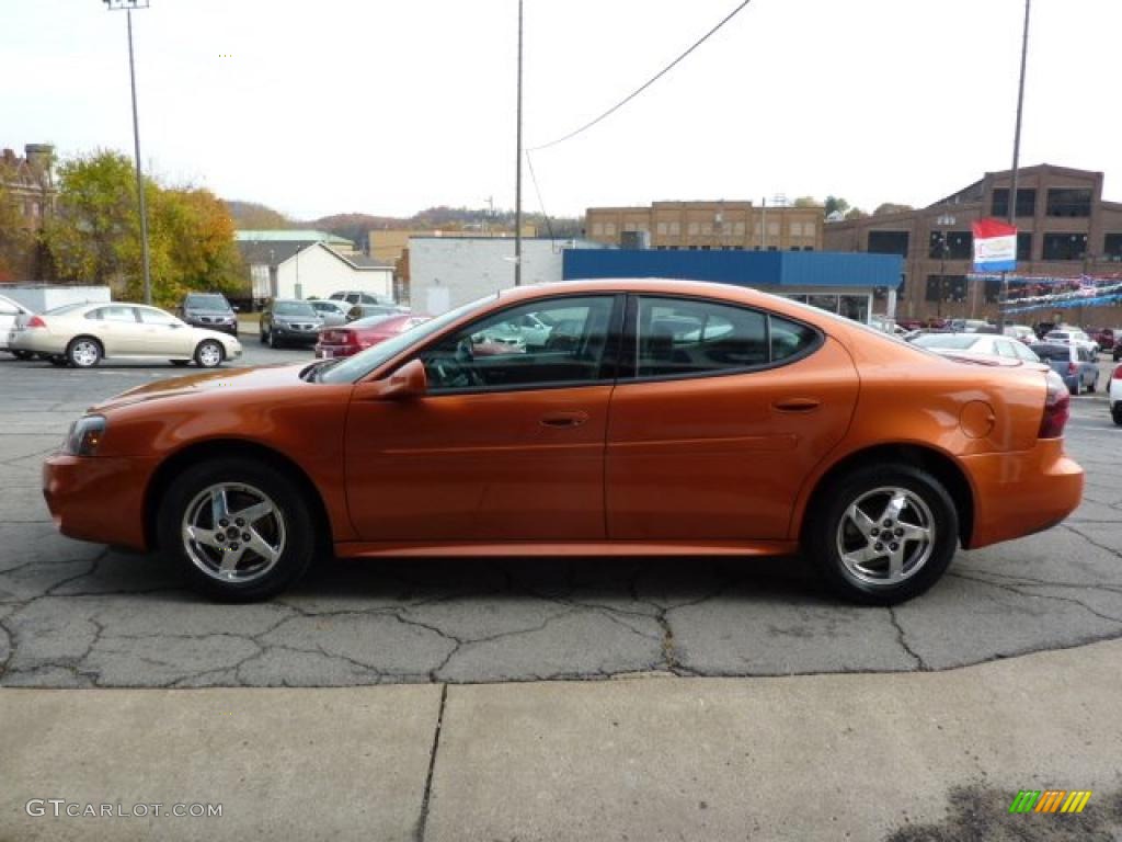 2004 Grand Prix GT Sedan - Fusion Orange Metallic / Dark Pewter photo #6