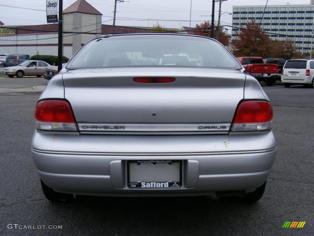 2000 Cirrus LXi - Bright Silver Metallic / Agate Black photo #6