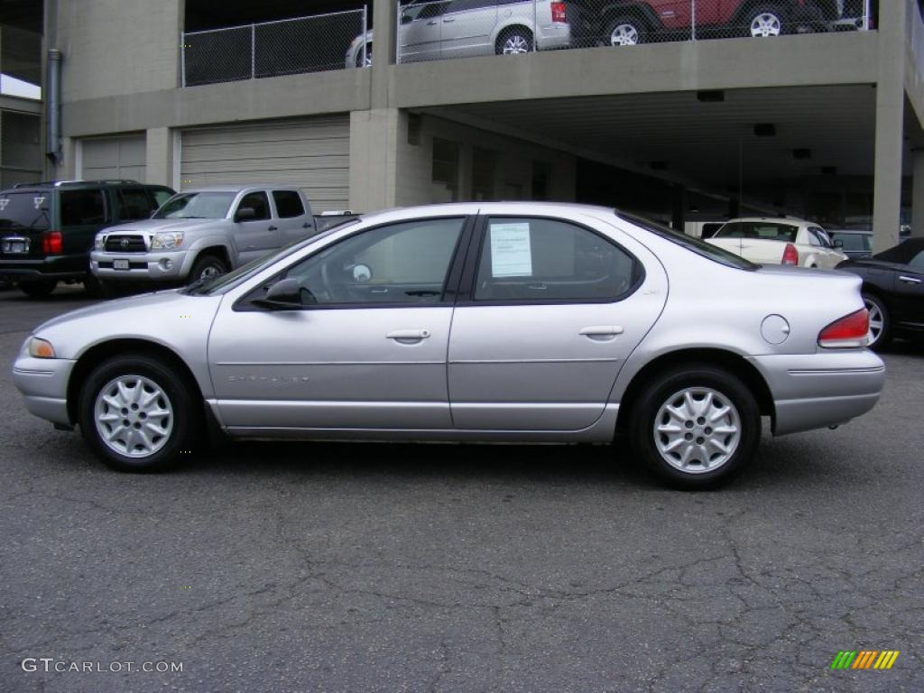 2000 Cirrus LXi - Bright Silver Metallic / Agate Black photo #8