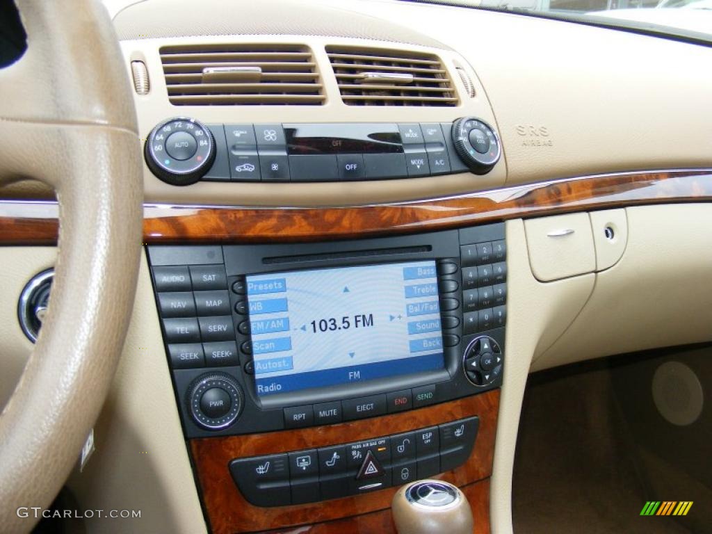 2008 Mercedes-Benz E 350 4Matic Sedan Controls Photo #38786121