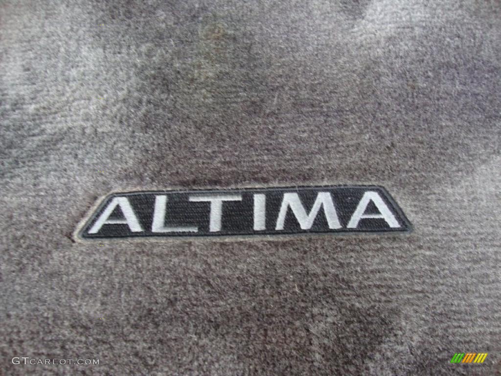 2005 Altima 2.5 SL - Super Black / Blond photo #42
