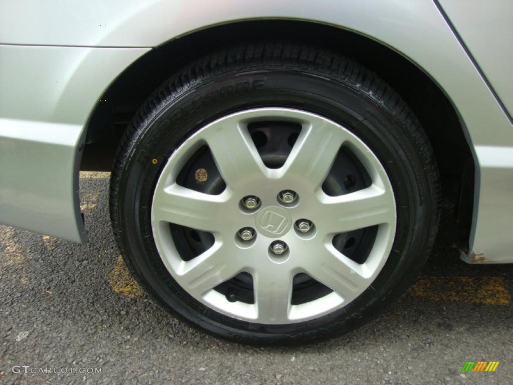 2006 Honda Civic LX Sedan Wheel Photo #38786766