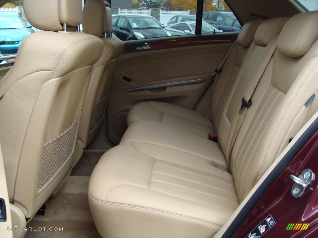 Macadamia Interior 2007 Mercedes-Benz ML 320 CDI 4Matic Photo #38788570