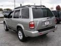 Chrome Silver Metallic - Pathfinder SE 4x4 Photo No. 5