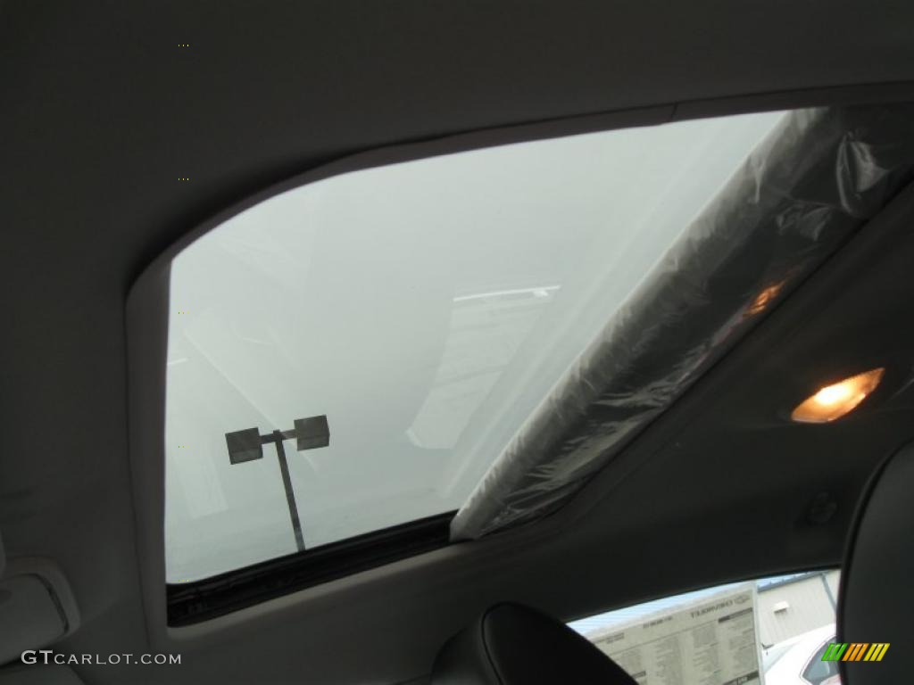 2011 Chevrolet Malibu LTZ Sunroof Photo #38789962