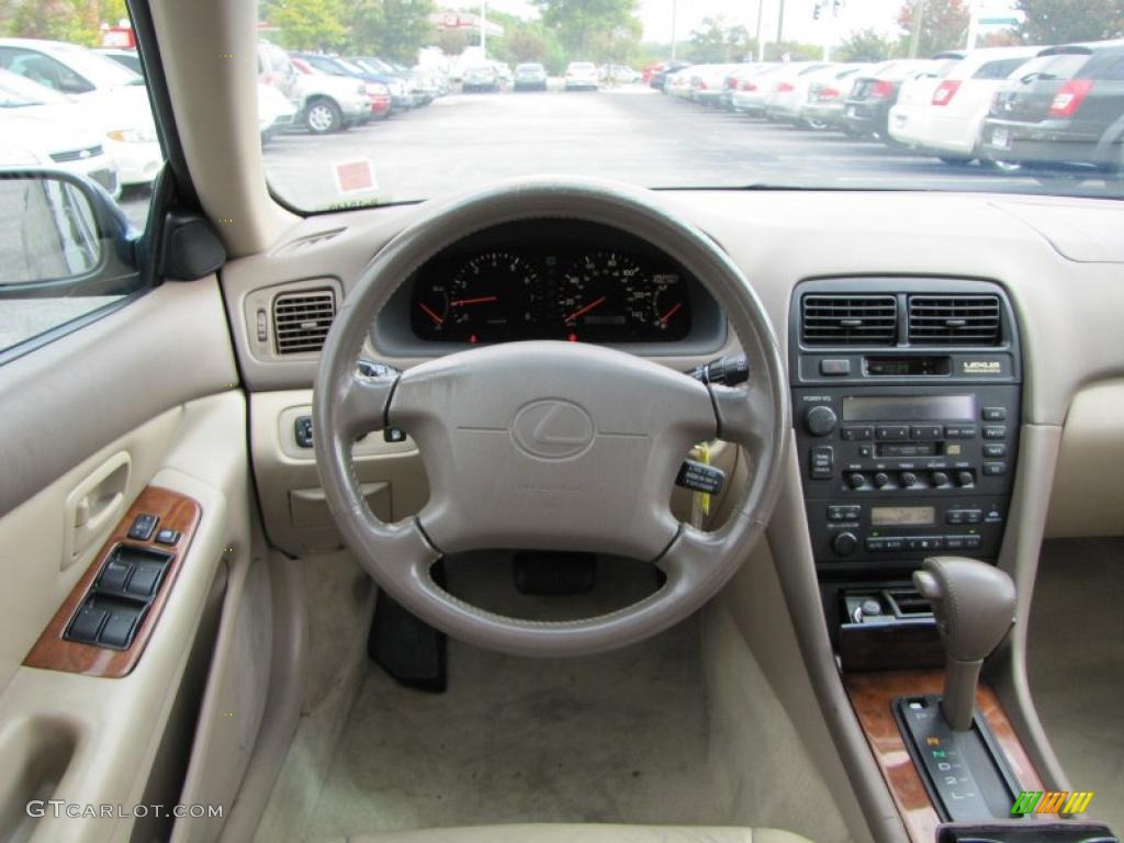 1998 ES 300 - Dark Green Metallic / Beige photo #11