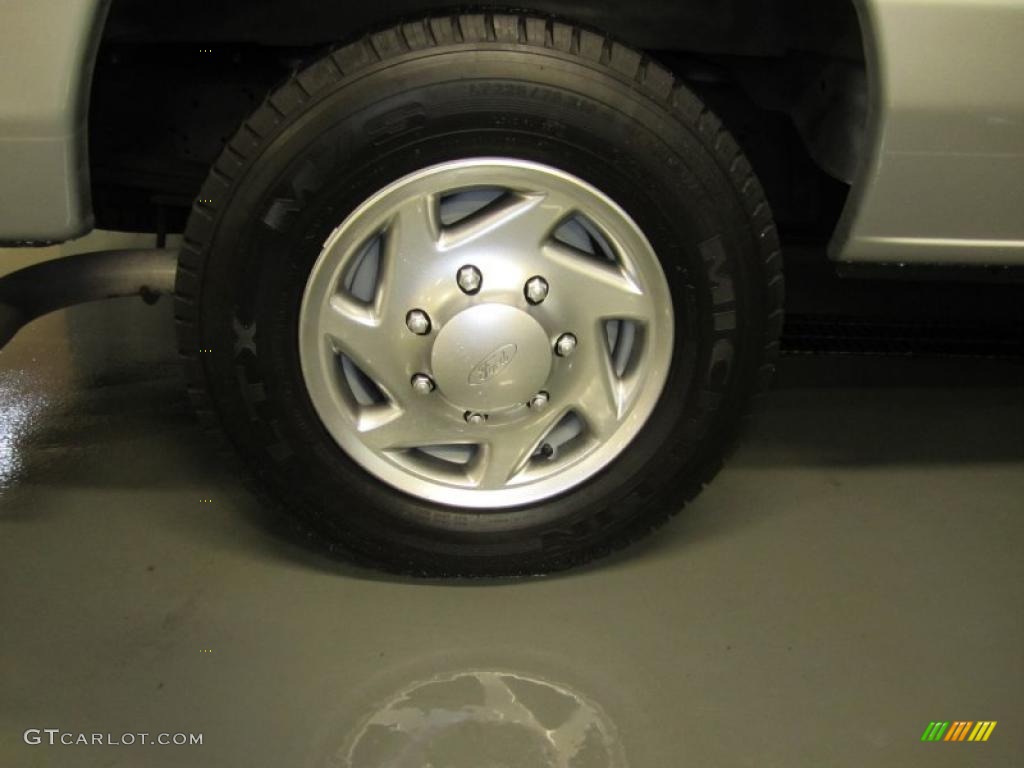 2010 Ford E Series Van E350 XLT Passenger Wheel Photo #38792102