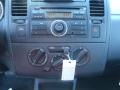 Red Alert - Versa 1.8 S Hatchback Photo No. 9