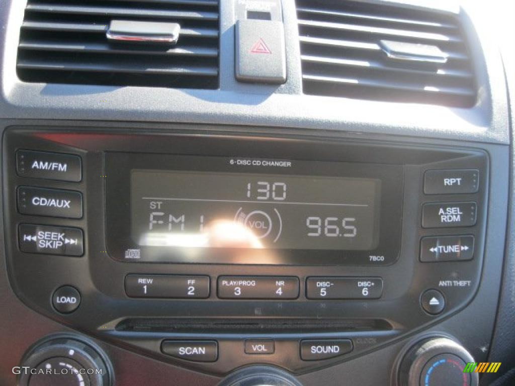 2004 Honda Accord LX V6 Sedan Controls Photo #38796227