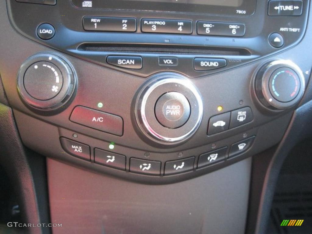 2004 Honda Accord LX V6 Sedan Controls Photo #38796243