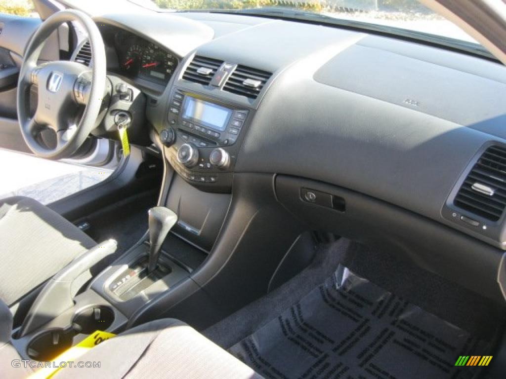 2004 Honda Accord LX V6 Sedan Gray Dashboard Photo #38796359
