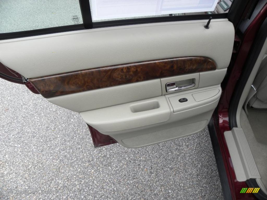 2006 Mercury Grand Marquis LS Light Camel Door Panel Photo #38796939