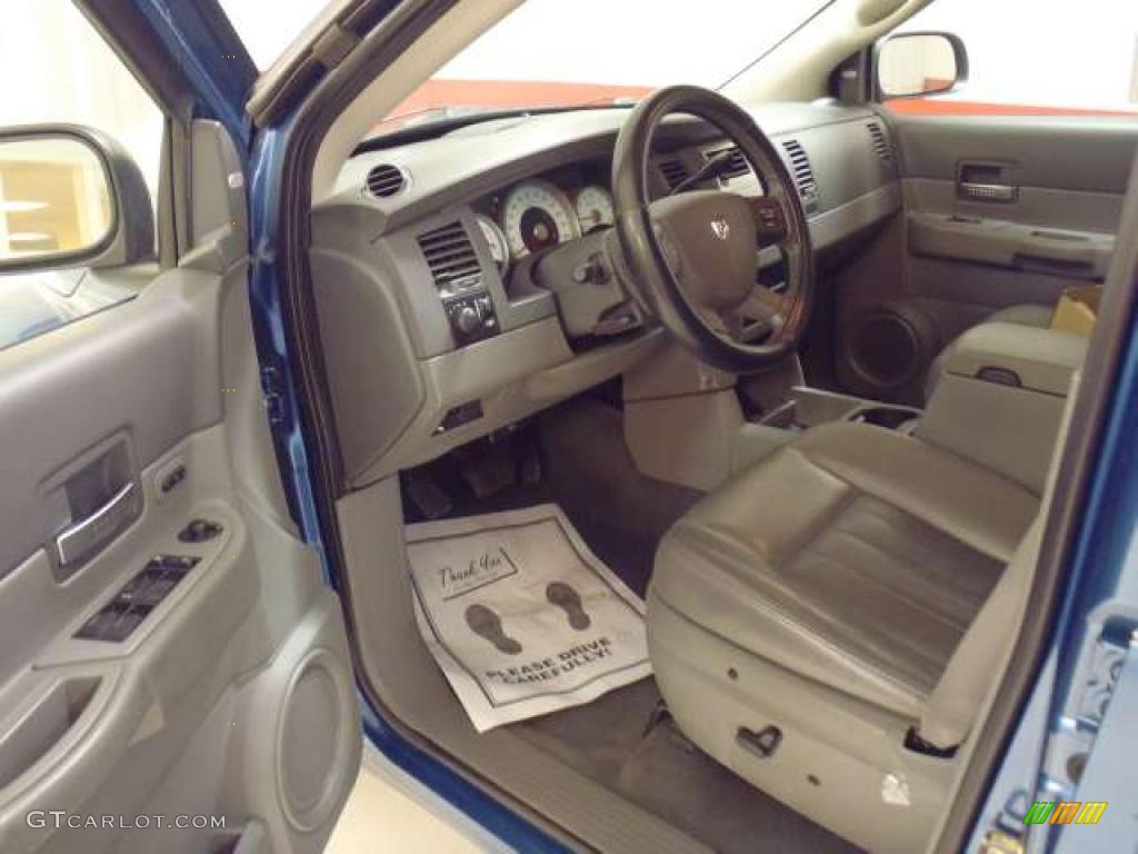Khaki Interior 2004 Dodge Durango Limited 4x4 Photo #38797427